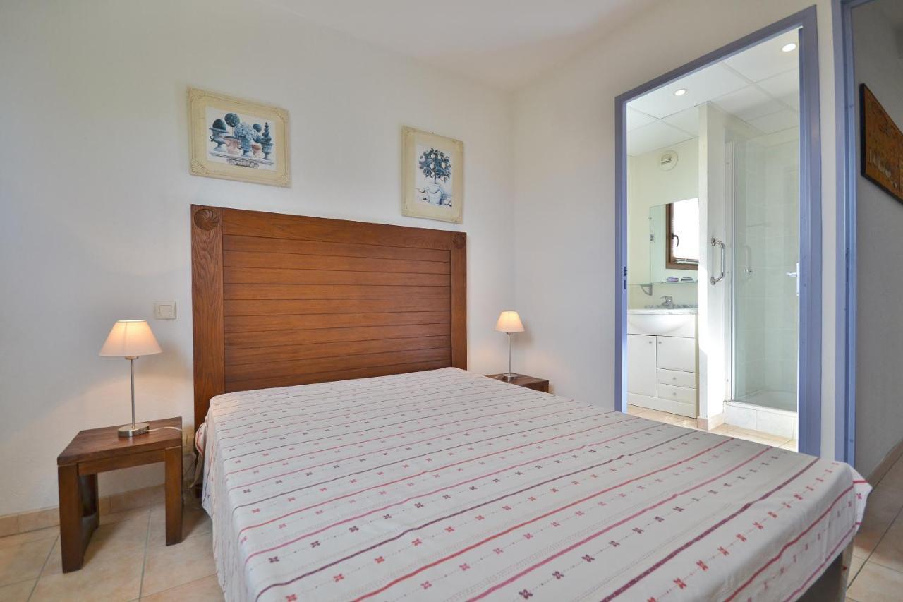 Appartement Dans Residence Avec Piscine Et Parking Uzès Exteriér fotografie